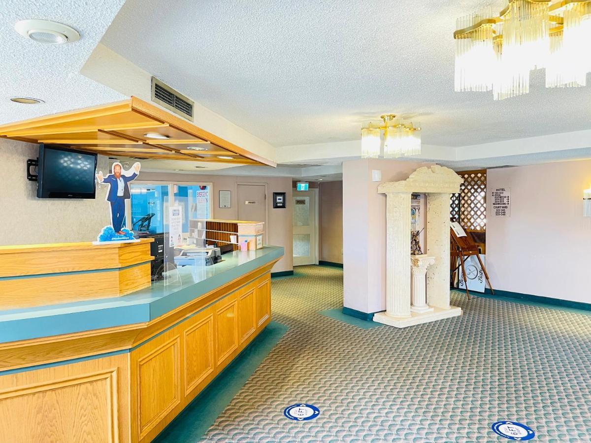 Travelodge By Wyndham Niagara Falls Lundys Lane Екстериор снимка