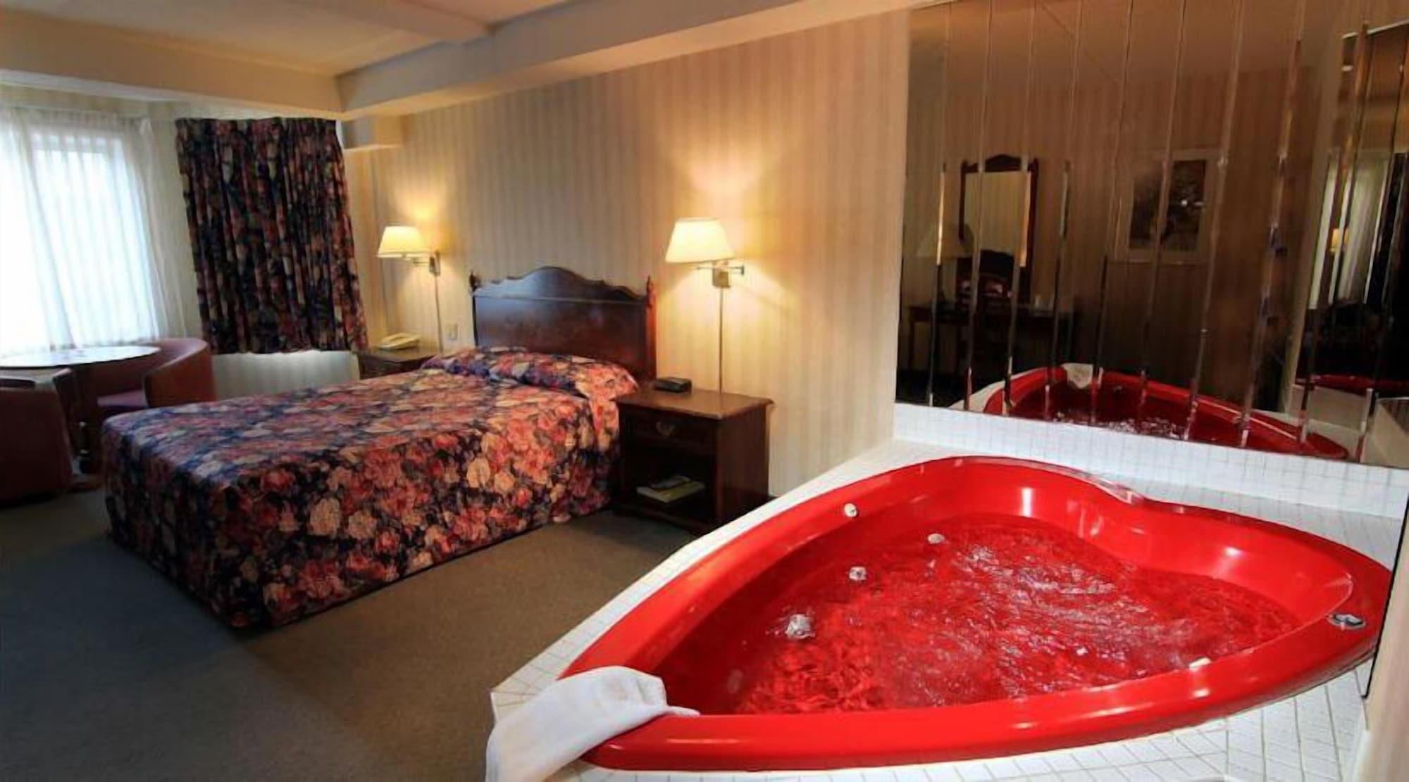 Travelodge By Wyndham Niagara Falls Lundys Lane Екстериор снимка
