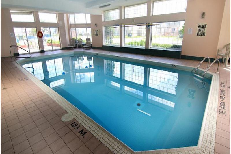 Travelodge By Wyndham Niagara Falls Lundys Lane Екстериор снимка